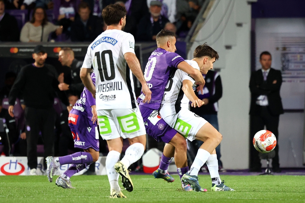 Austria Wien - Sturm Graz
Oesterreichische Fussball Bundesliga, 27. Runde, FK Austria Wien - SK Sturm Graz, Generali Arena Wien, 23.04.2025. 

Foto zeigt Leon Grgic (Sturm)
