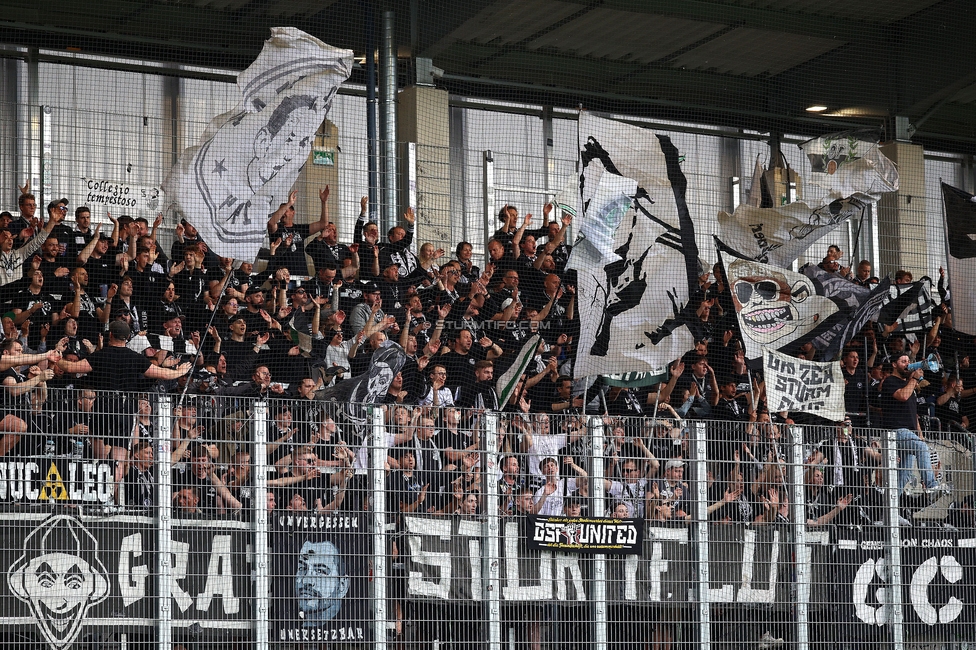 BW Linz - Sturm Graz
Oesterreichische Fussball Bundesliga, 29. Runde, Blau-Weiss Linz - SK Sturm Graz, Hofmann Personal Stadion Linz, 04.05.2025. 

Foto zeigt Fans von Sturm
