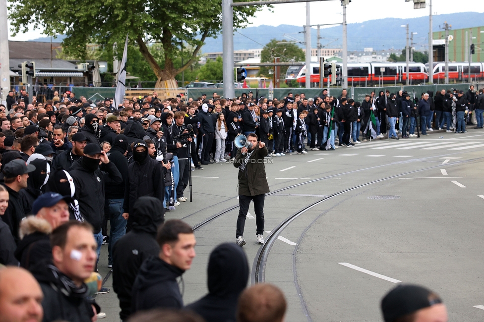 Sturm Graz - Salzburg
Oesterreichische Fussball Bundesliga, 30. Runde, SK Sturm Graz - FC Salzburg, Stadion Liebenau Graz, 09.05.2025. 

Foto zeigt den Empfang der Mannschaft
