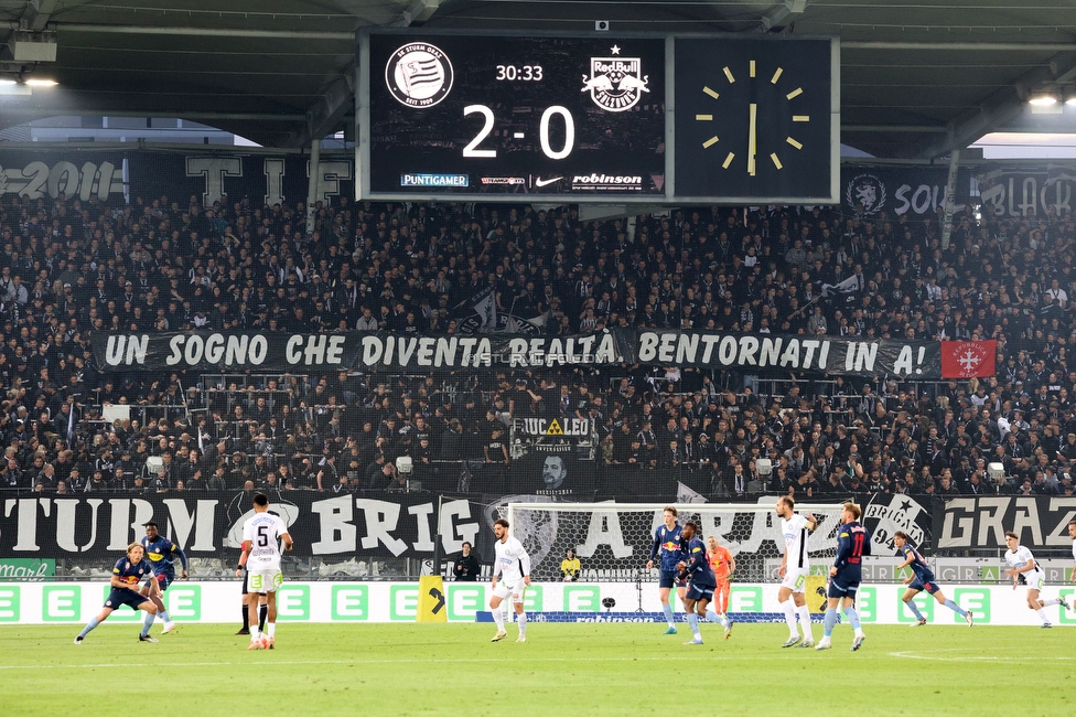 Sturm Graz - RB Salzburg
Oesterreichische Fussball Bundesliga, 30. Runde, SK Sturm Graz - FC RB Salzburg, Stadion Liebenau Graz, 09.05.2025. 

Foto zeigt Fans von Sturm mit einem Spruchband
Schlüsselwörter: pisa
