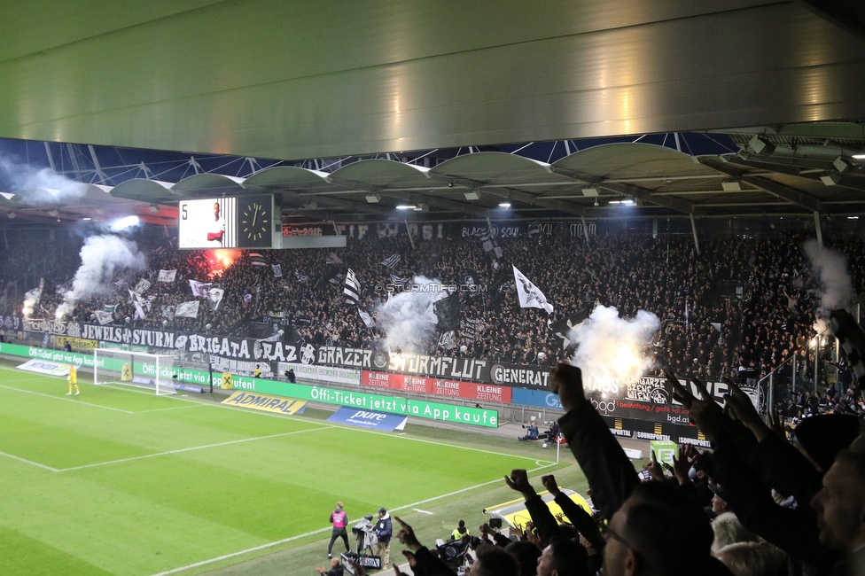 Sturm Graz - RB Salzburg
Oesterreichische Fussball Bundesliga, 30. Runde, SK Sturm Graz - FC RB Salzburg, Stadion Liebenau Graz, 09.05.2025. 

Foto zeigt Fans von Sturm
Schlüsselwörter: pyrotechnik