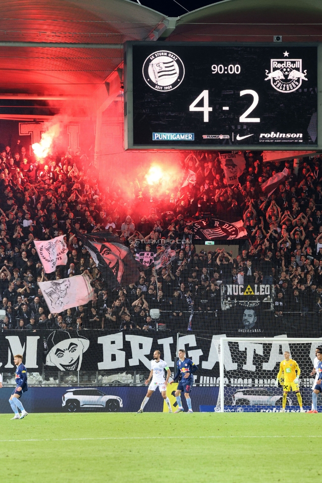 Sturm Graz - RB Salzburg
Oesterreichische Fussball Bundesliga, 30. Runde, SK Sturm Graz - FC RB Salzburg, Stadion Liebenau Graz, 09.05.2025. 

Foto zeigt Fans von Sturm
