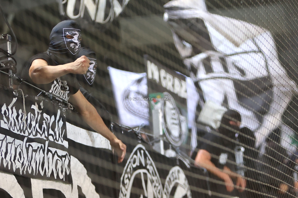 Sturm Graz - Salzburg
Oesterreichische Fussball Bundesliga, 30. Runde, SK Sturm Graz - FC Salzburg, Stadion Liebenau Graz, 09.05.2025. 

Foto zeigt Fans von Sturm
