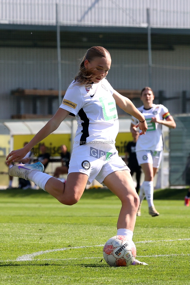 Sturm Damen - St. Poelten
OEFB Frauen Bundesliga, 23. Runde, SK Sturm Graz Damen - SKN St. Poelten, Trainingszentrum Messendorf, 10.05.2025. 

Foto zeigt Lena Breznik (Sturm Damen)

