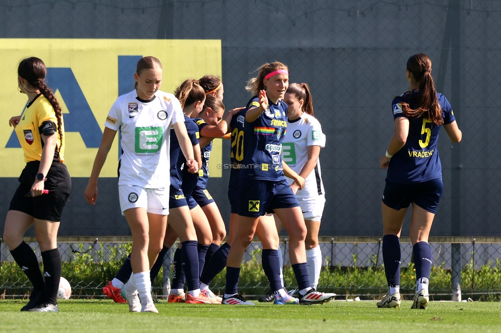 Sturm Damen - St. Poelten
OEFB Frauen Bundesliga, 23. Runde, SK Sturm Graz Damen - SKN St. Poelten, Trainingszentrum Messendorf, 10.05.2025. 

Foto zeigt Lena Breznik (Sturm Damen)
