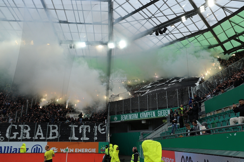Sturm Graz - RB Salzburg
Oesterreichische Fussball Bundesliga, 30. Runde, SK Sturm Graz - FC RB Salzburg, Stadion Liebenau Graz, 09.05.2025. 

Foto zeigt Fans von Sturm mit einer Choreografie
