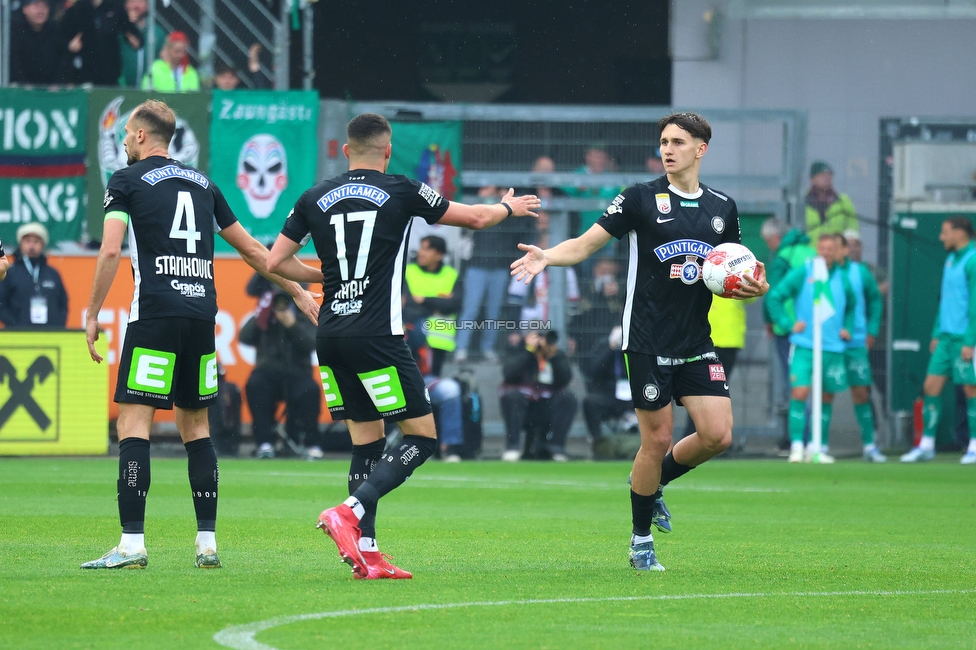 Rapid Wien - Sturm Graz
Oesterreichische Fussball Bundesliga, 31. Runde, SK Rapid Wien - SK Sturm Graz, Weststadion Wien, 18.05.2024. 

Foto zeigt Emir Karic (Sturm) und Leon Grgic (Sturm)
Schlüsselwörter: torjubel