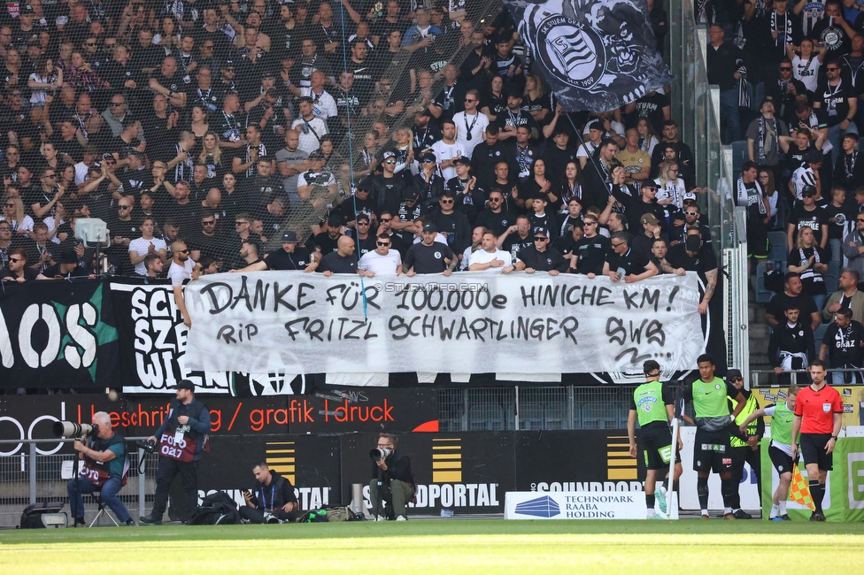 Sturm Graz - Wolfsberg
Oesterreichische Fussball Bundesliga, 32. Runde, SK Sturm Graz - Wolfsberger AC, Stadion Liebenau Graz, 24.05.2025. 

Foto zeigt Fans von Sturm mit einem Spruchband
Schlüsselwörter: sws