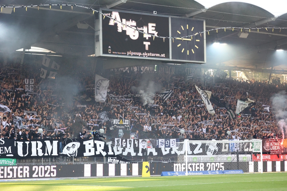Sturm Graz - Wolfsberg
Oesterreichische Fussball Bundesliga, 32. Runde, SK Sturm Graz - Wolfsberger AC, Stadion Liebenau Graz, 24.05.2025. 

Foto zeigt Fans von Sturm
