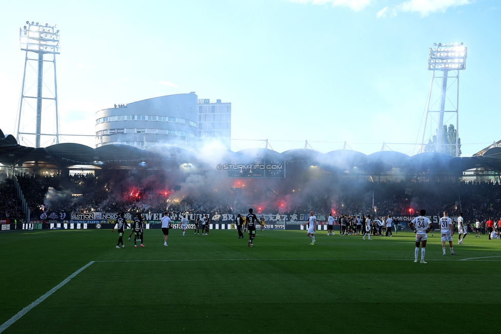 Sturm Graz - Wolfsberg
Oesterreichische Fussball Bundesliga, 32. Runde, SK Sturm Graz - Wolfsberger AC, Stadion Liebenau Graz, 24.05.2025. 

Foto zeigt Fans von Sturm

