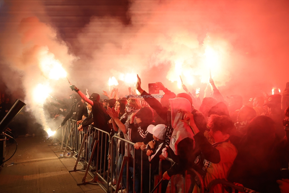 Sturm Graz - Wolfsberg
Oesterreichische Fussball Bundesliga, 32. Runde, SK Sturm Graz - Wolfsberger AC, Stadion Liebenau Graz, 24.05.2025. 

Foto zeigt die Meisterfeier
