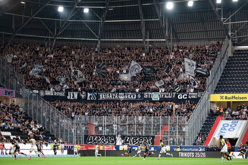 LASK - Sturm Graz
Oesterreichische Fussball Bundesliga, 1. Runde, Linzer ASK - SK Sturm Graz, Raiffeisen Arena Linz, 01.08.2025. 

Foto zeigt Fans von Sturm
