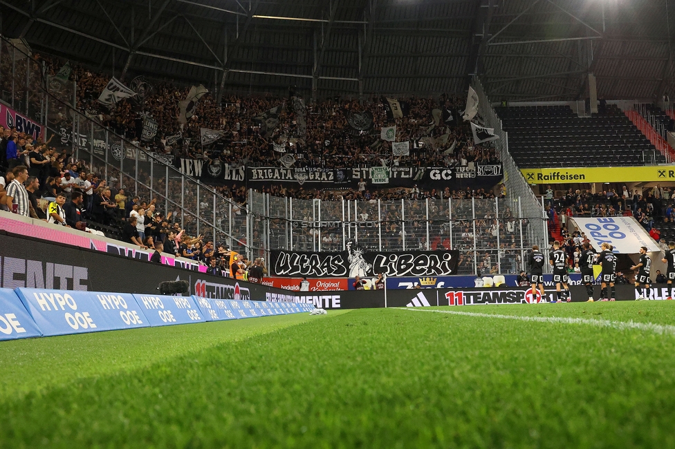 LASK - Sturm Graz
Oesterreichische Fussball Bundesliga, 1. Runde, Linzer ASK - SK Sturm Graz, Raiffeisen Arena Linz, 01.08.2025. 

Foto zeigt Fans von Sturm
