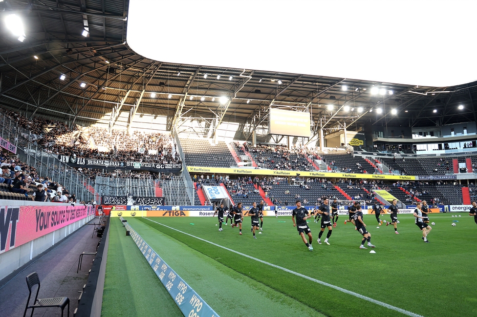 LASK - Sturm Graz
Oesterreichische Fussball Bundesliga, 1. Runde, Linzer ASK - SK Sturm Graz, Raiffeisen Arena Linz, 01.08.2025. 

Foto zeigt die Mannschaft von Sturm beim Aufwaermen
