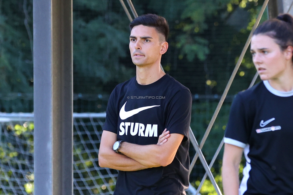 GAK - Sturm Graz Damen
SPORTLAND Niederoesterreich Frauen Cup, GAK 1902 - SK Sturm Graz, Sportzentrum Graz-Weinzoedl, 08.08.2025. 

Foto zeigt Tode Djakovic (Cheftrainer Sturm Damen)
