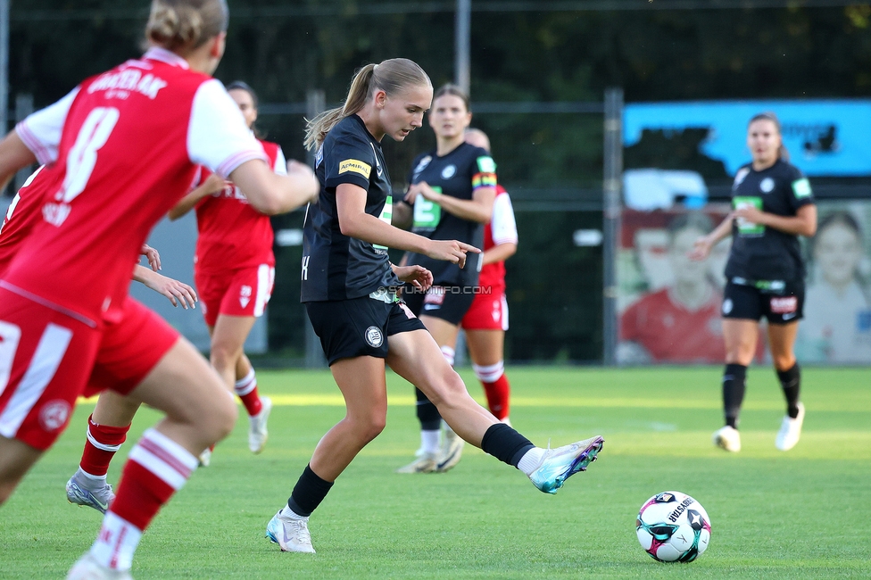 GAK - Sturm Graz Damen
SPORTLAND Niederoesterreich Frauen Cup, GAK 1902 - SK Sturm Graz, Sportzentrum Graz-Weinzoedl, 08.08.2025. 

Foto zeigt Lena Breznik (Sturm Damen)
