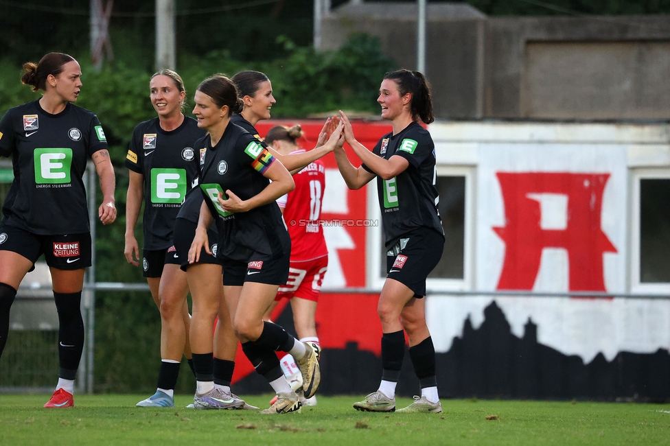 GAK - Sturm Graz Damen
SPORTLAND Niederoesterreich Frauen Cup, GAK 1902 - SK Sturm Graz, Sportzentrum Graz-Weinzoedl, 08.08.2025. 

Foto zeigt Marie Spiess (Sturm Damen), Sophie Maierhofer (Sturm Damen) und Zala Kustrin (Sturm Damen)
