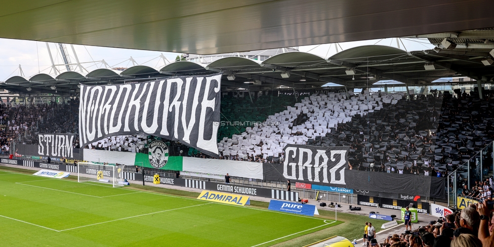Sturm Graz - Rapid Wien
Oesterreichische Fussball Bundesliga, 2. Runde, SK Sturm Graz - SK Rapid Wien, Stadion Liebenau Graz, 10.08.2025. 

Foto zeigt Fans von Sturm mit einer Choreografie
