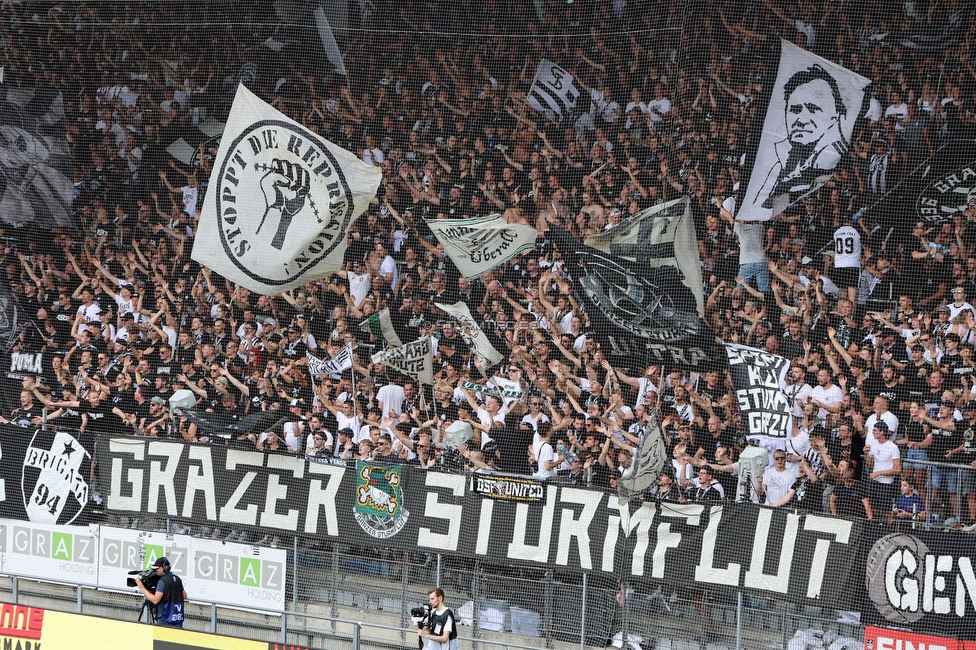 Sturm Graz - Rapid Wien
Oesterreichische Fussball Bundesliga, 2. Runde, SK Sturm Graz - SK Rapid Wien, Stadion Liebenau Graz, 10.08.2025. 

Foto zeigt Fans von Sturm
Schlüsselwörter: sturmflut