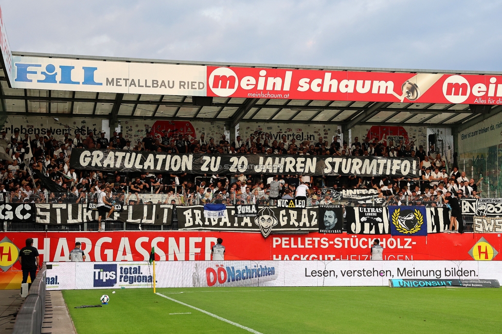 Ried - Sturm Graz
aOesterreichische Fussball Bundesliga, 3. Runde, SV Ried - SK Sturm Graz, Arena Ried, 16.08.2025. 

Foto zeigt Fans von Sturm mit einem Spruchband
Schlüsselwörter: sturmtifo