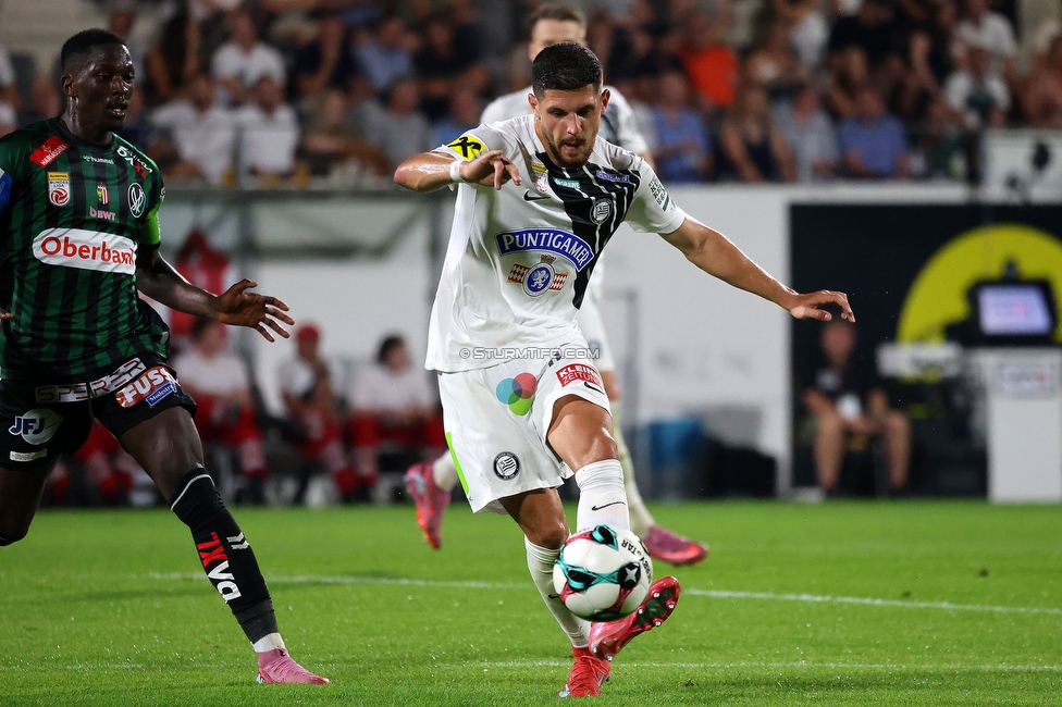 Ried - Sturm Graz
Oesterreichische Fussball Bundesliga, 3. Runde, SV Ried - SK Sturm Graz, Arena Ried, 16.08.2025. 

Foto zeigt Emir Karic (Sturm)

