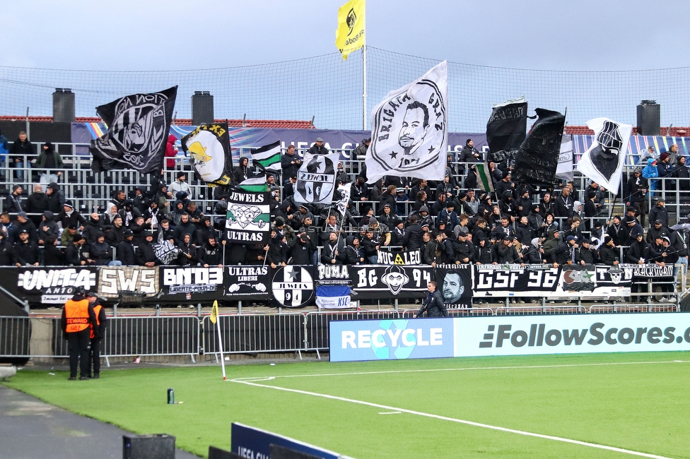 Bodo Glimt - Sturm Graz
UEFA Champions League Play-Offs, Bodo Glimt - SK Sturm Graz, Aspmyra Stadion Bodo, 20.08.2025. 

Foto zeigt Fans von Sturm
