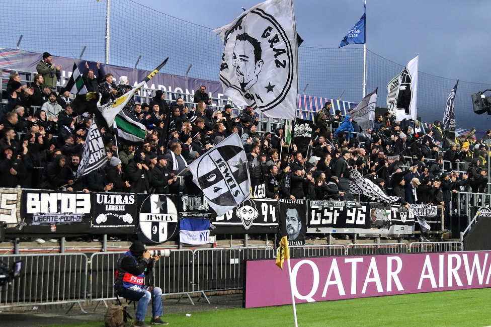 Bodo Glimt - Sturm Graz
UEFA Champions League Play-Offs, Bodo Glimt - SK Sturm Graz, Aspmyra Stadion Bodo, 20.08.2025. 

Foto zeigt Fans von Sturm
