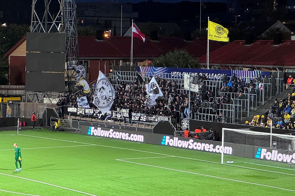 Bodo Glimt - Sturm Graz
UEFA Champions League Play-Offs, Bodo Glimt - SK Sturm Graz, Aspmyra Stadion Bodo, 20.08.2025. 

Foto zeigt Fans von Sturm
