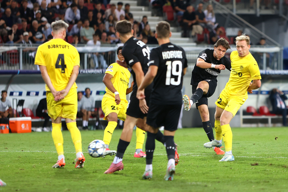 Sturm Graz - Bodo Glimt
UEFA Champions League Play-Offs, SK Sturm Graz - Bodo Glimt, Woerthersee Stadion Klagenfurt, 26.08.2025. 

Foto zeigt Tim Oermann (Sturm)
