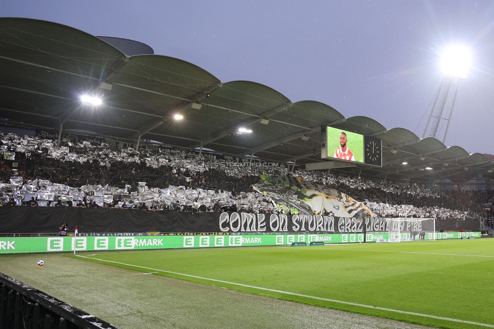 GAK - Sturm Graz
Oesterreichische Fussball Bundesliga, 5. Runde, Grazer AK - SK Sturm Graz, Stadion Liebenau Graz, 30.08.2025. 

Foto zeigt Fans von Sturm mit einer Choreografie
