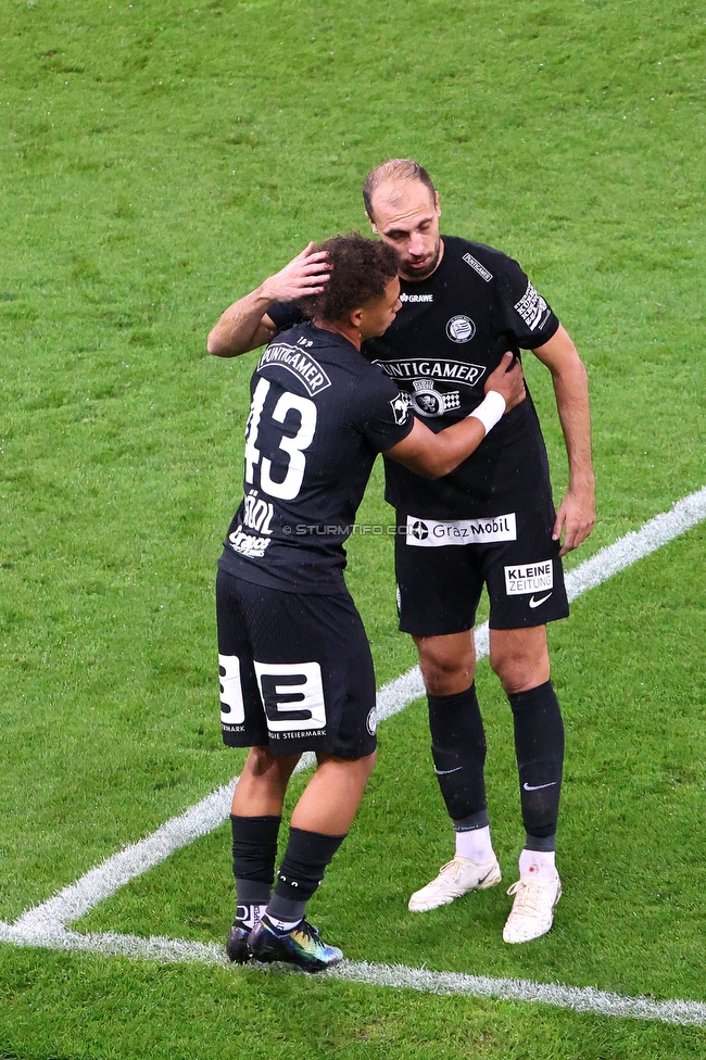 GAK - Sturm Graz
Oesterreichische Fussball Bundesliga, 5. Runde, Grazer AK - SK Sturm Graz, Stadion Liebenau Graz, 30.08.2025. 

Foto zeigt Jacob Peter Hoedl (Sturm) und Jon Gorenc-Stankovic (Sturm)
