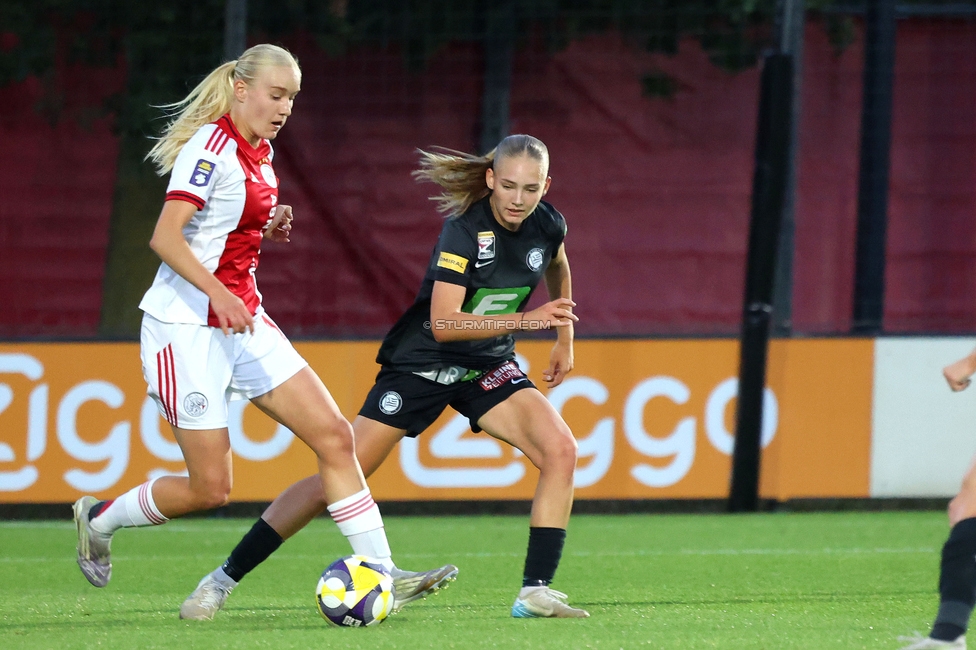 Ajax Frouwen - Sturm Damen
UEFA Women's Europa Cup, 1. Runde, Ajax Amsterdam - SK Sturm Graz Damen, Sportpark De Toekomst Amsterdam, 11.09.2025.

Foto zeigt Lena Breznik (Sturm Damen)
