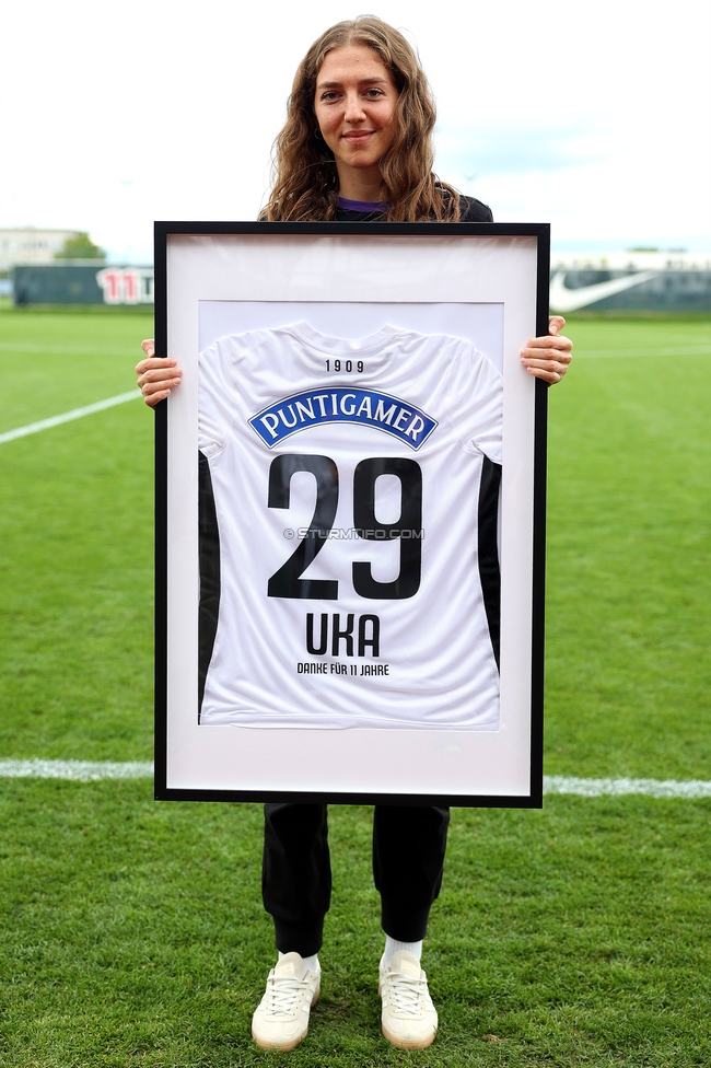 Sturm Damen - Austria Wien
OEFB Frauen Bundesliga, 5. Runde, SK Sturm Graz Damen - FK Austria Wien, Trainingszentrum Messendorf, 14.09.2025. 

Foto zeigt Modesta Uka (ehem. Spielerin)
