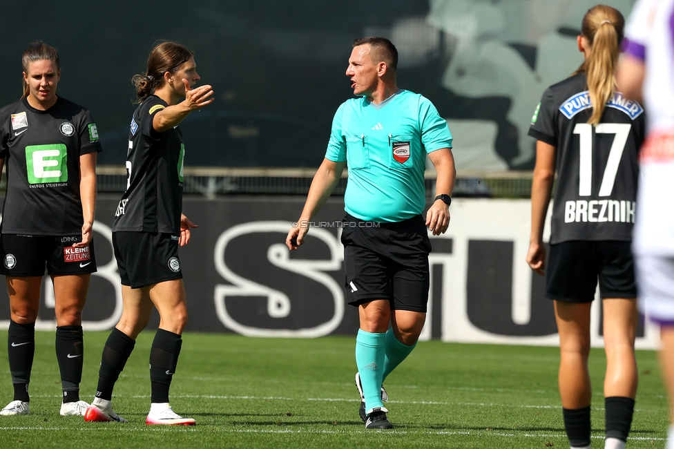 Sturm Damen - Austria Wien
OEFB Frauen Bundesliga, 5. Runde, SK Sturm Graz Damen - FK Austria Wien, Trainingszentrum Messendorf, 14.09.2025. 

Foto zeigt Sophie Maierhofer (Sturm Damen)
