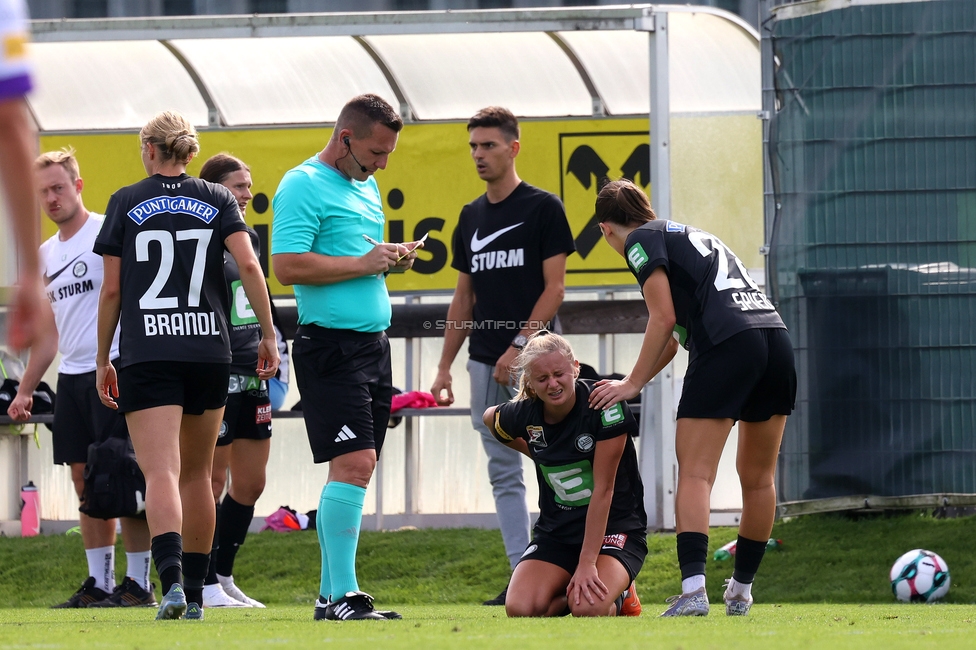 Sturm Damen - Austria Wien
OEFB Frauen Bundesliga, 5. Runde, SK Sturm Graz Damen - FK Austria Wien, Trainingszentrum Messendorf, 14.09.2025. 

Foto zeigt Sandra Jakobsen (Sturm Damen) und Marie Spiess (Sturm Damen)
