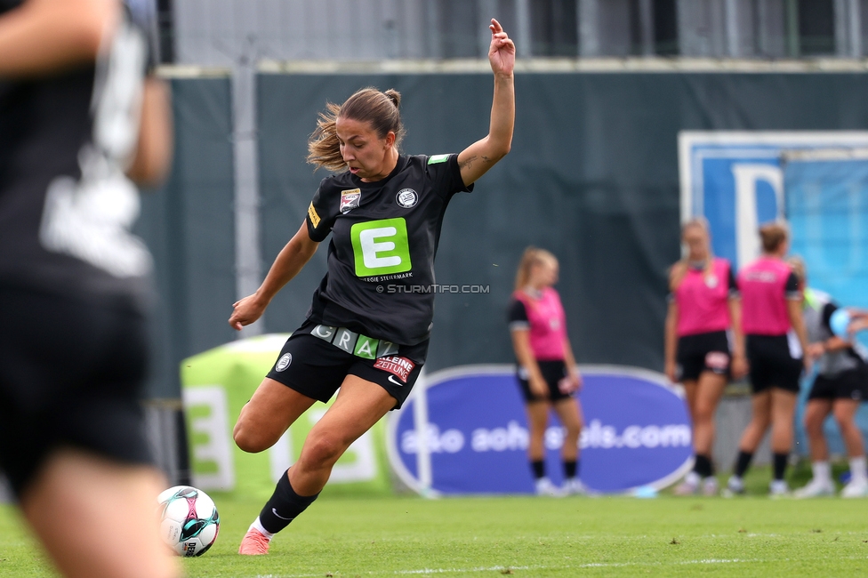 Sturm Damen - Austria Wien
OEFB Frauen Bundesliga, 5. Runde, SK Sturm Graz Damen - FK Austria Wien, Trainingszentrum Messendorf, 14.09.2025. 

Foto zeigt Ruzika Krajinovic (Sturm Damen)
