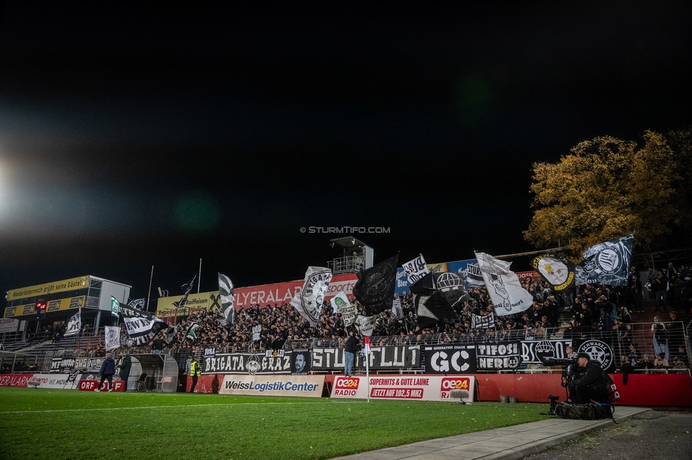 Admira - Sturm Graz
OEFB Cup Achtelfinale, Admira Wacker - SK Sturm Graz, Stadion Suedstadt Maria Enzersdorf, 29.10.2025. 

Foto zeigt Fans von Sturm

