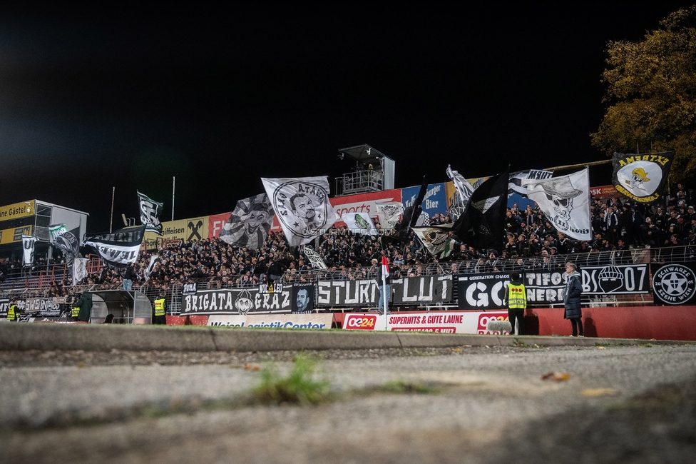Admira - Sturm Graz
OEFB Cup Achtelfinale, Admira Wacker - SK Sturm Graz, Stadion Suedstadt Maria Enzersdorf, 29.10.2025. 

Foto zeigt Fans von Sturm
