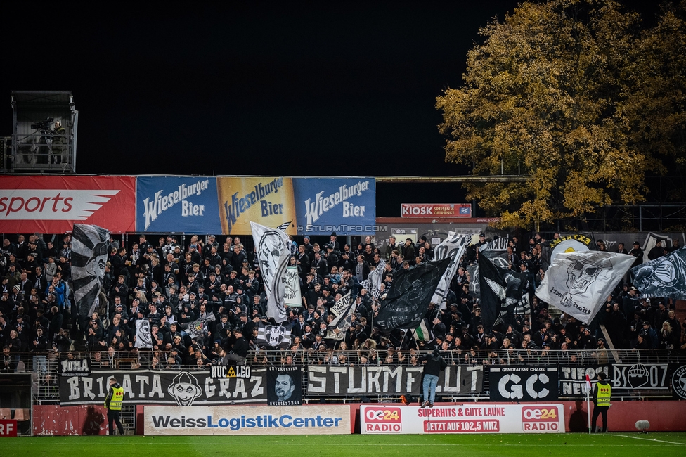 Admira - Sturm Graz
OEFB Cup Achtelfinale, Admira Wacker - SK Sturm Graz, Stadion Suedstadt Maria Enzersdorf, 29.10.2025. 

Foto zeigt Fans von Sturm
