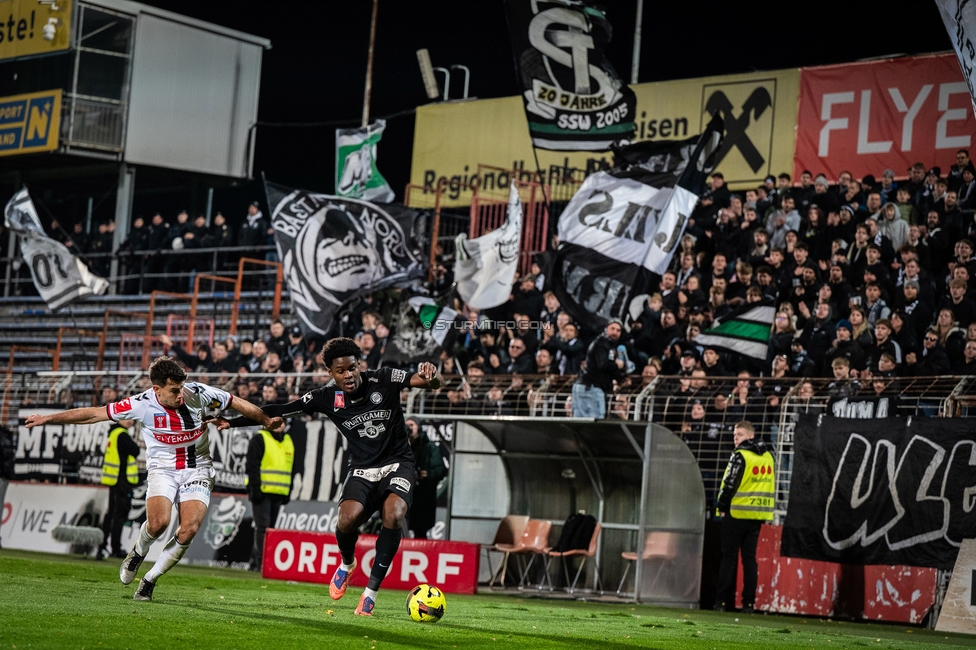 Admira - Sturm Graz
OEFB Cup Achtelfinale, Admira Wacker - SK Sturm Graz, Stadion Suedstadt Maria Enzersdorf, 29.10.2025. 

Foto zeigt Fans von Sturm
