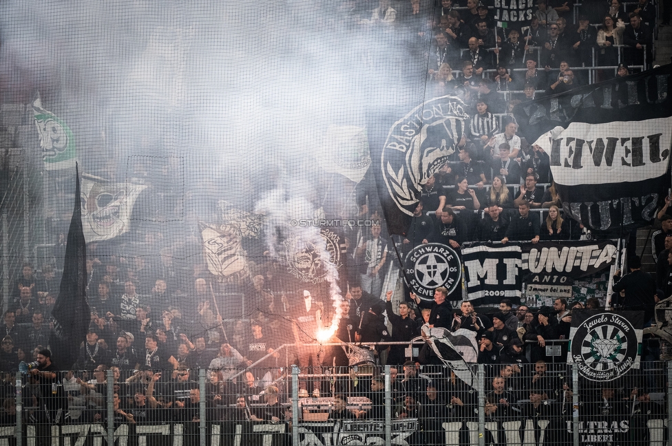 Rapid Wien - Sturm Graz
Oesterreichische Fussball Bundesliga, 12. Runde, SK Rapid Wien - SK Sturm Graz, Weststadion Wien, 02.11.2025. 

Foto zeigt Fans von Sturm
