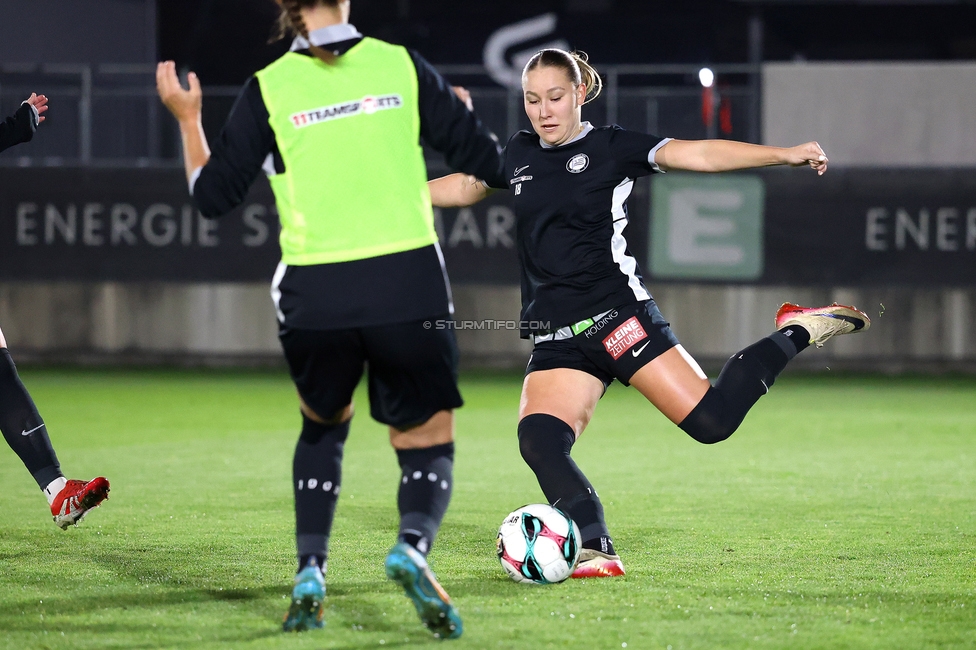 Sturm Damen - Vienna
OEFB Frauen Bundesliga, 12. Runde, SK Sturm Graz Damen - First Vienna, Trainingszentrum Messendorf, 07.11.2025. 

Foto zeigt Anna Wirnsberger (Sturm Damen)
