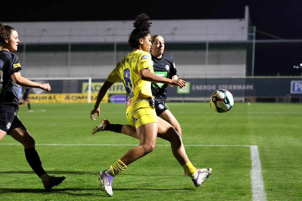 Sturm Damen - Vienna
OEFB Frauen Bundesliga, 12. Runde, SK Sturm Graz Damen - First Vienna, Trainingszentrum Messendorf, 07.11.2025. 

Foto zeigt Elisabeth Brandl (Sturm Damen)
