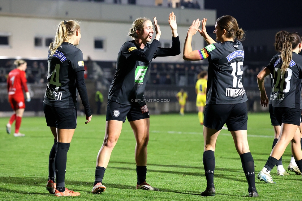 Sturm Damen - Vienna
OEFB Frauen Bundesliga, 12. Runde, SK Sturm Graz Damen - First Vienna, Trainingszentrum Messendorf, 07.11.2025. 

Foto zeigt die Mannschaft der Sturm Damen
