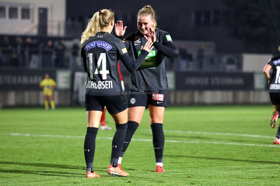 Sturm Damen - Vienna
OEFB Frauen Bundesliga, 12. Runde, SK Sturm Graz Damen - First Vienna, Trainingszentrum Messendorf, 07.11.2025. 

Foto zeigt Sandra Jakobsen (Sturm Damen) und Laura Lillholm-Petersen (Sturm Damen)
