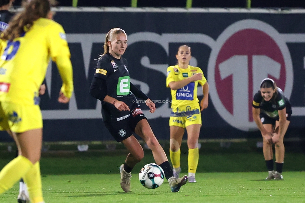 Sturm Damen - Vienna
OEFB Frauen Bundesliga, 12. Runde, SK Sturm Graz Damen - First Vienna, Trainingszentrum Messendorf, 07.11.2025. 

Foto zeigt Lena Breznik (Sturm Damen)
