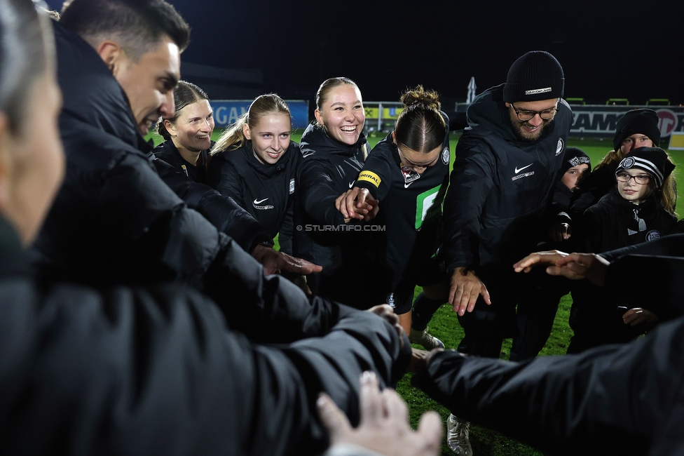 Sturm Damen - Vienna
OEFB Frauen Bundesliga, 12. Runde, SK Sturm Graz Damen - First Vienna, Trainingszentrum Messendorf, 07.11.2025. 

Foto zeigt die Mannschaft der Sturm Damen
