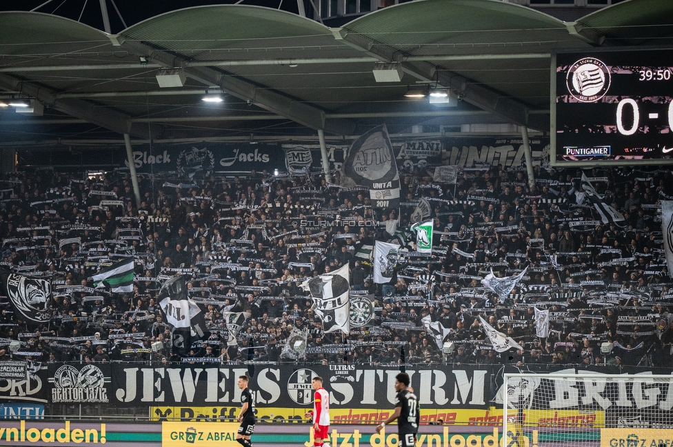 Sturm Graz - RB Salzburg
Oesterreichische Fussball Bundesliga, 13. Runde, SK Sturm Graz - FC RB Salzburg, Stadion Liebenau Graz, 09.11.2025. 

Foto zeigt Fans von Sturm
Schlüsselwörter: schals jewels