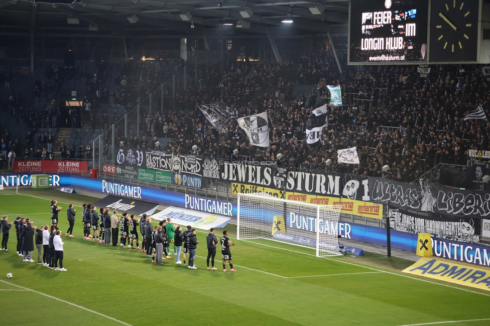 Sturm Graz - RB Salzburg
Oesterreichische Fussball Bundesliga, 13. Runde, SK Sturm Graz - FC RB Salzburg, Stadion Liebenau Graz, 09.11.2025. 

Foto zeigt Fans von Sturm und die Mannschaft von Sturm
