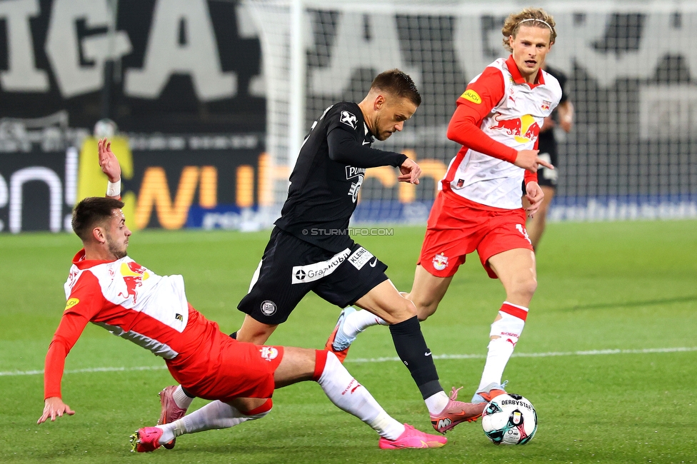 Sturm Graz - Salzburg
Oesterreichische Fussball Bundesliga, 13. Runde, SK Sturm Graz - FC Salzburg, Stadion Liebenau Graz, 26.10.2025. 

Foto zeigt Tomi Horvat (Sturm)
